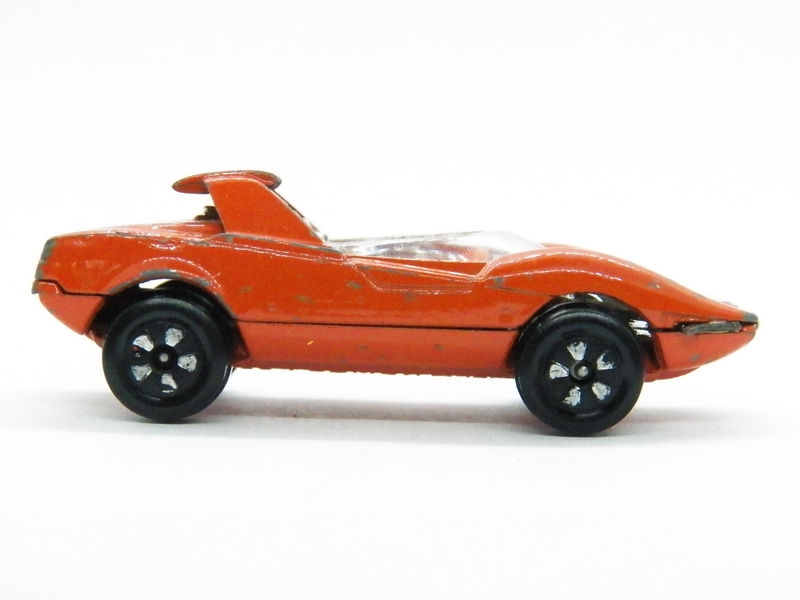 Illustration for article titled Playart 1:64 Alfa Romeo P33 Roadster